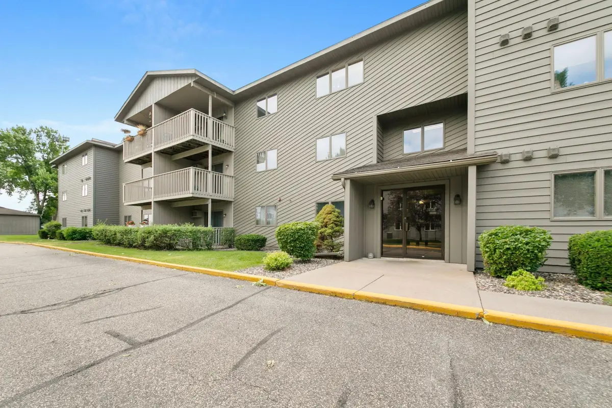 930 Lyn Way #203, Hastings, MN 55033 - #1