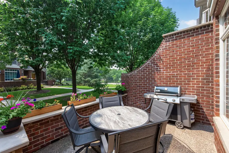 10776 Falling Water Lane #B, Woodbury, MN 55129 - #2