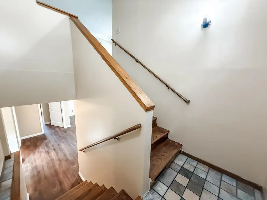 145 Jessamine Avenue E, Saint Paul, MN 55117 - #3