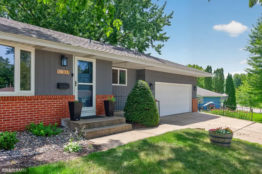 10307 Wentworth Avenue S, Bloomington, MN 55420 - #2