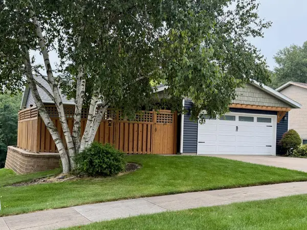 614 37th Street Sw, Rochester, MN 55902