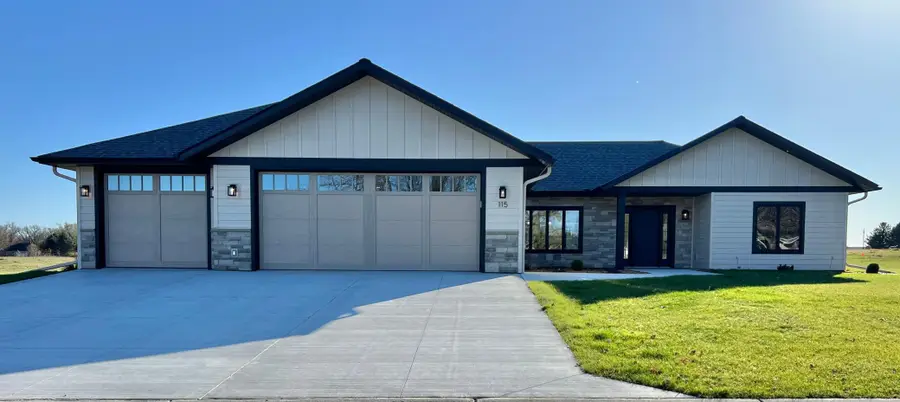 115 Barber Circle, Granite Falls, MN 56241 - #3