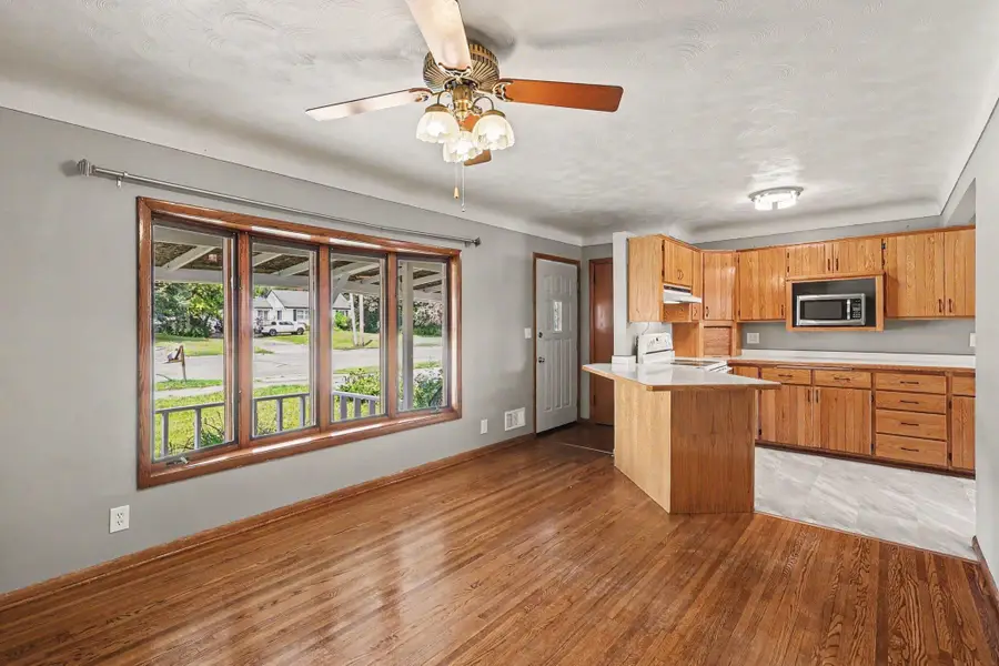 2842 Lexington Avenue S, Eagan, MN 55121 - #2