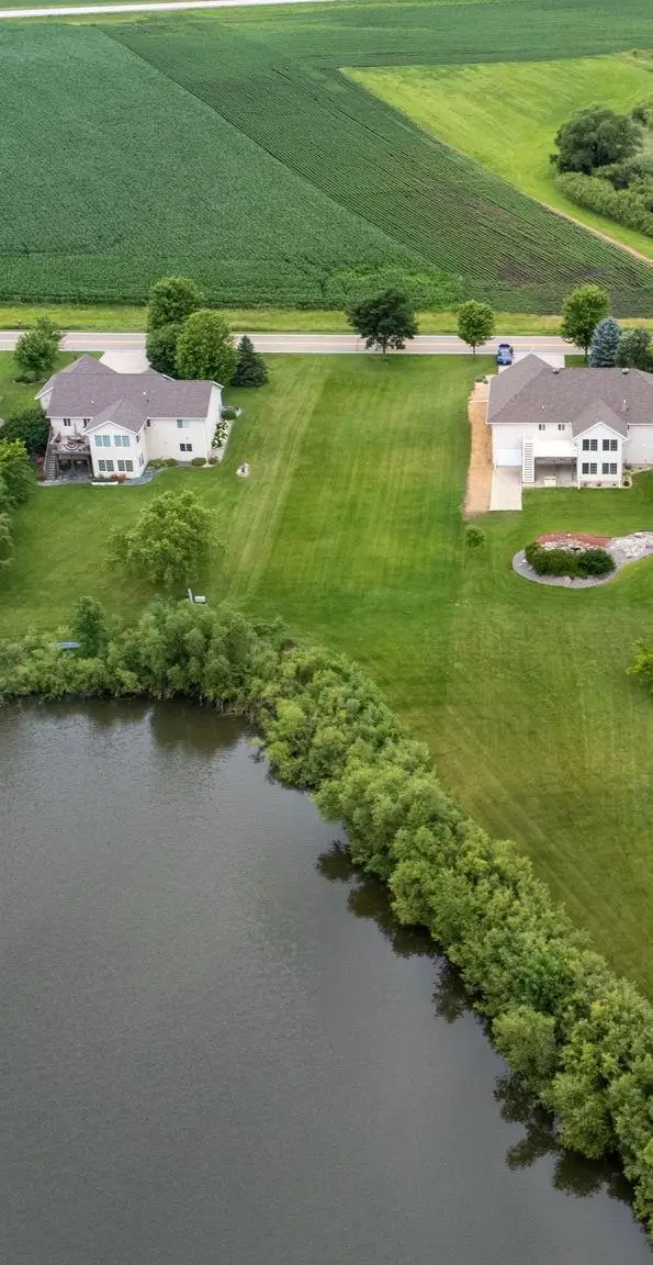 1185 Dale Street Sw, Hutchinson, MN 55350 - #2
