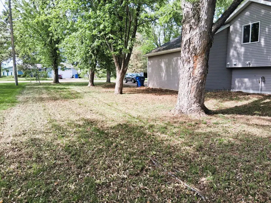 1930 Prospect Drive Ne, Saint Cloud, MN 56304 - #3