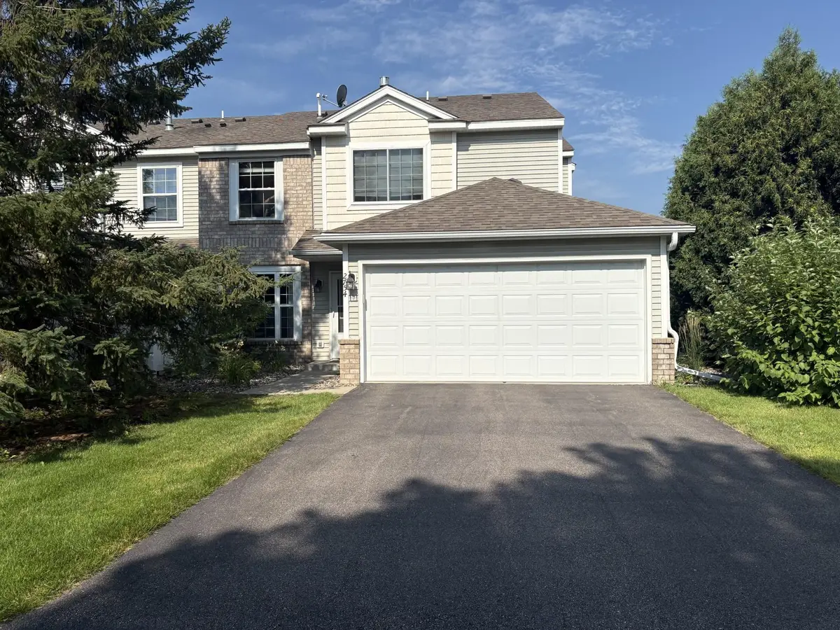2754 Wagon Wheel Trail, Chaska, MN 55318 - #1