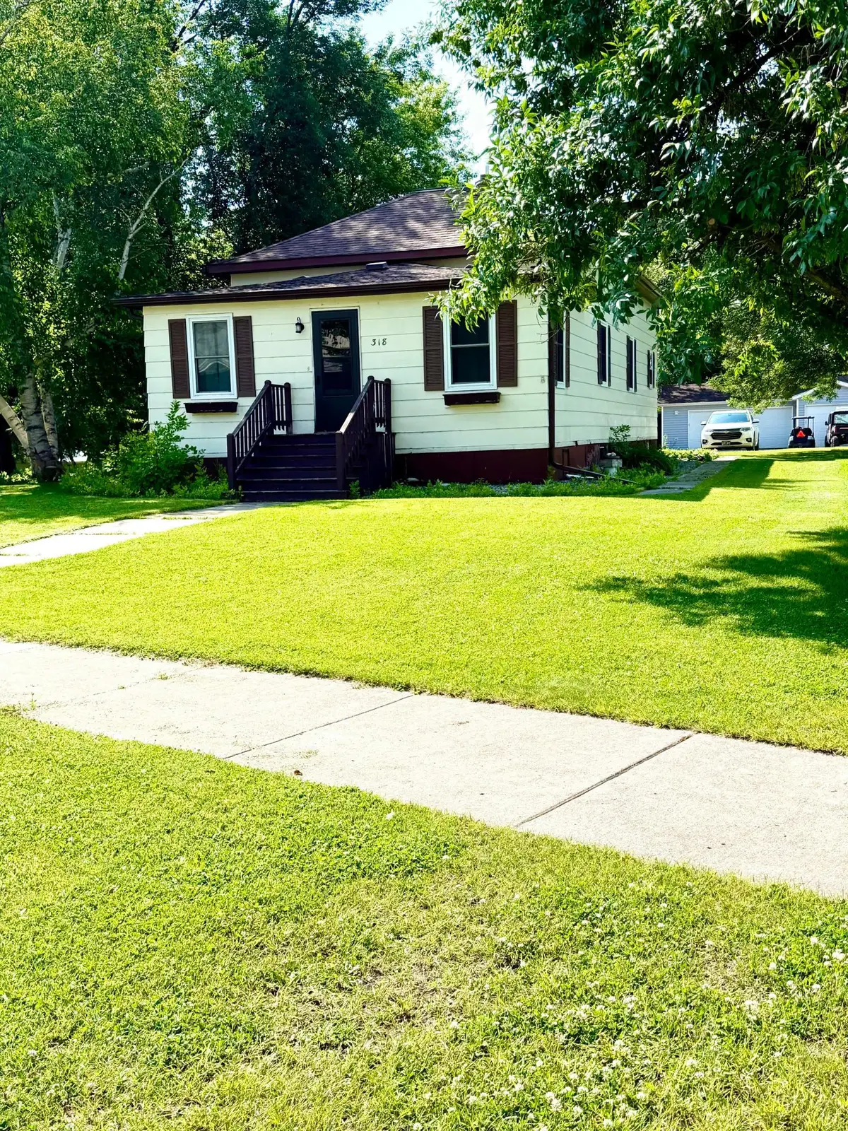 318 2nd Street Se, Hallock, MN 56728 - #1