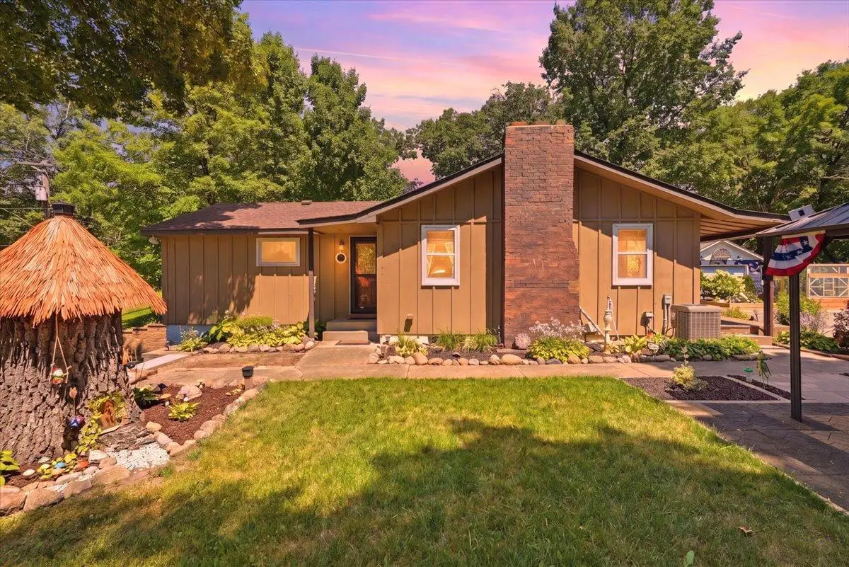 175 Tonka Bay Road, Excelsior, MN 55331 - #1