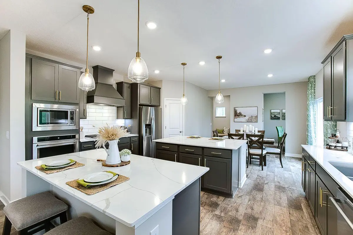 1641 Oak Creek Pass, Chaska, MN 55318 - #1