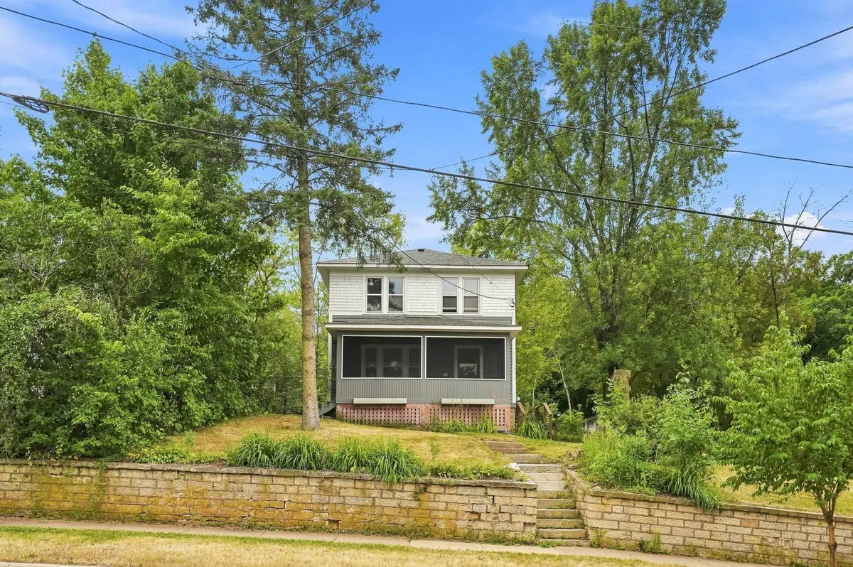 816 Vine Street, Hudson, WI 54016 - #1