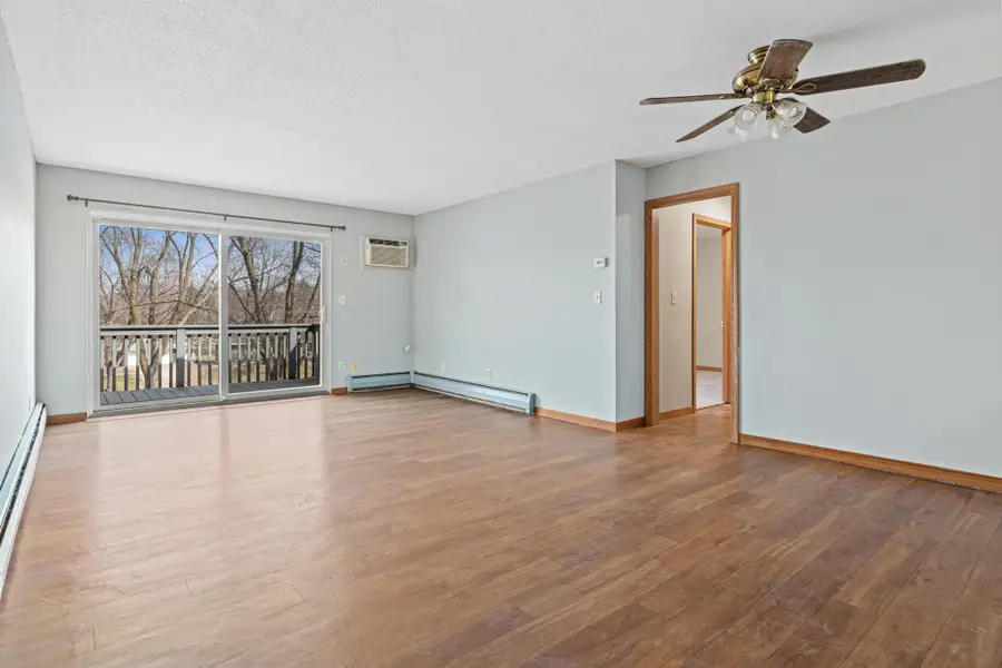 Address Withheld By Seller, Roseville, MN 55113 - #2