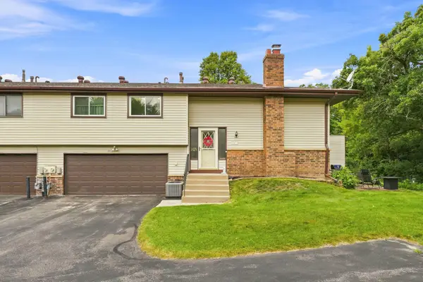1711 Hickory Hill Drive, Eagan, MN 55122