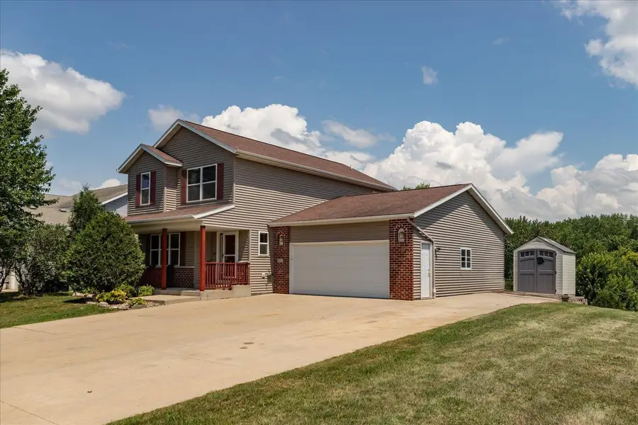 1012 3rd Avenue Ne, Byron, MN 55920 - #2