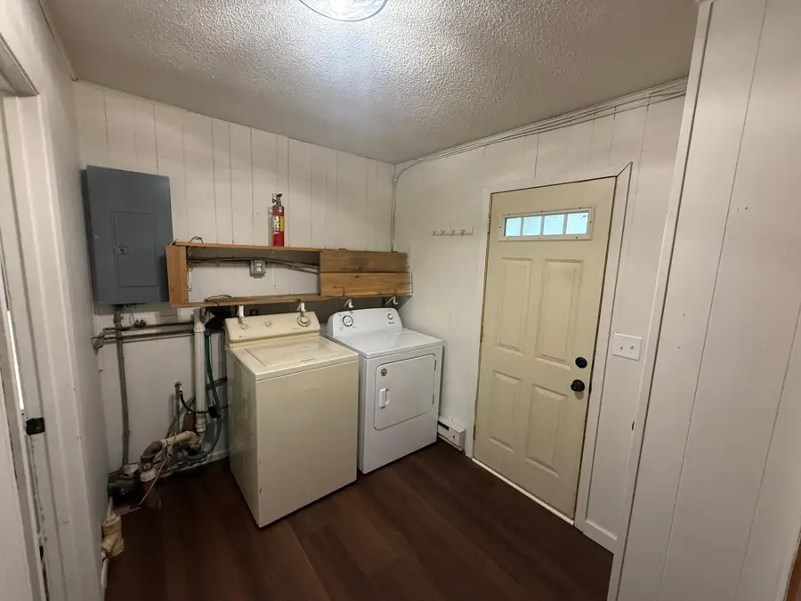 722 11th Street Nw, Willmar, MN 56201 - #3