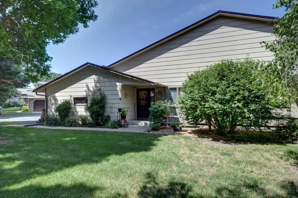 1539 Pheasantwood Trail, Northfield, MN 55057 - #1