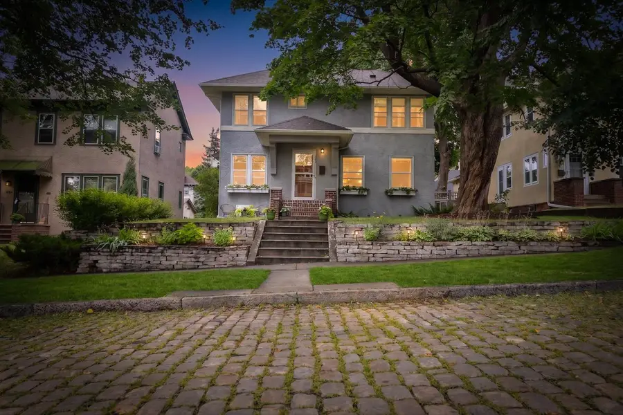 899 Osceola Avenue, Saint Paul, MN 55105 - #2