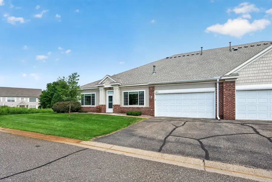 5815 Prairie Ridge Drive, Shoreview, MN 55126 - #3