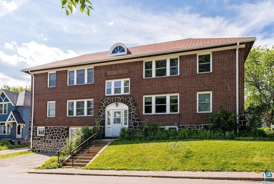1529 E 5th Street, Duluth, MN 55812 - #2