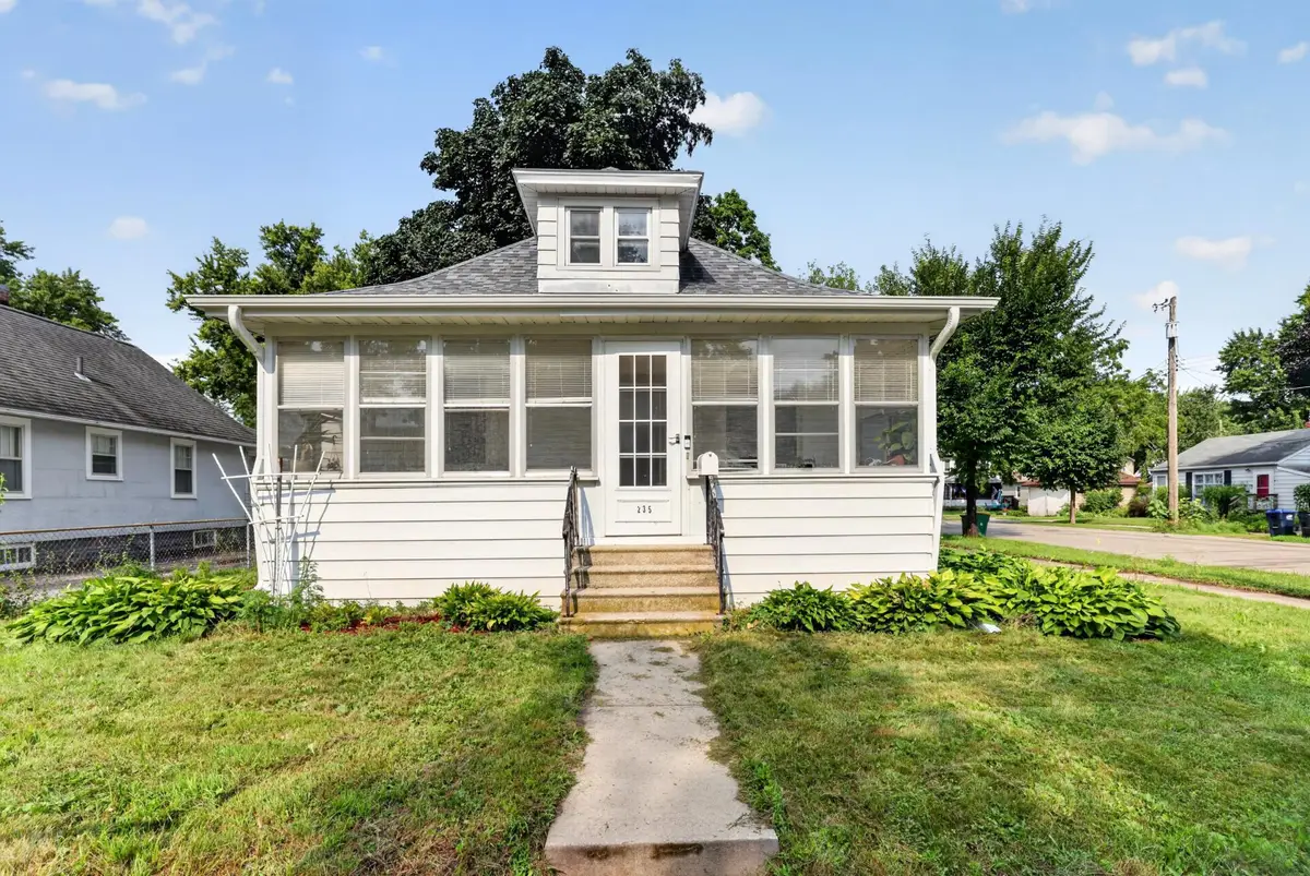 235 10th Avenue Ne, Rochester, MN 55906 - #1