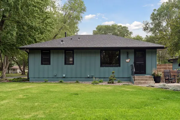202 113th Avenue Ne, Blaine, MN 55434