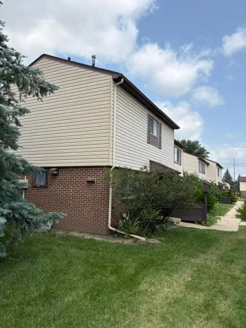 3933 18th Avenue Nw, Rochester, MN 55901 - #3