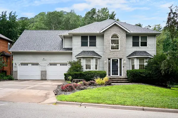 1555 48th Avenue, Winona, MN 55987