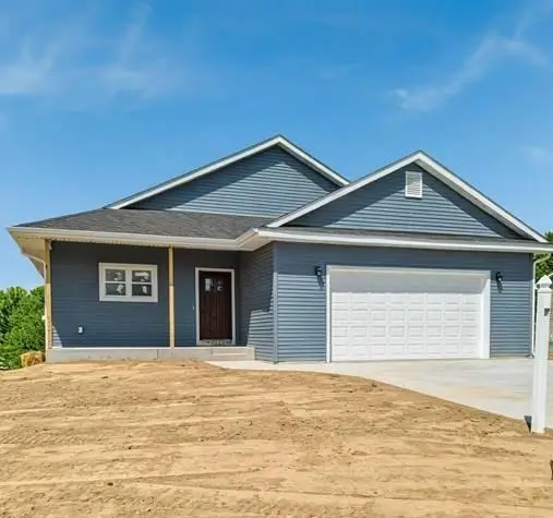 206 Blackhawk Drive, Woodville, WI 54028