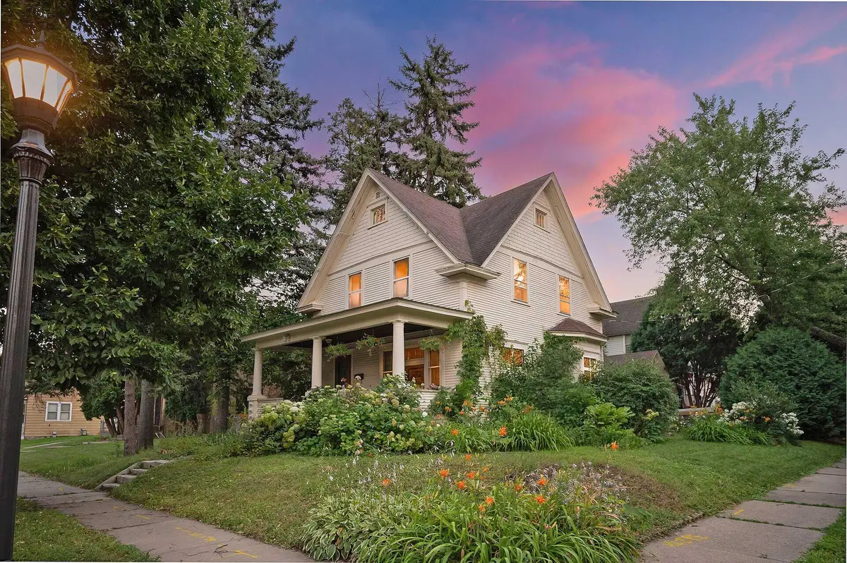 124 Baker Street W, Saint Paul, MN 55107 - #1