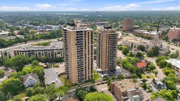 410 Groveland Avenue #2003, Minneapolis, MN 55403