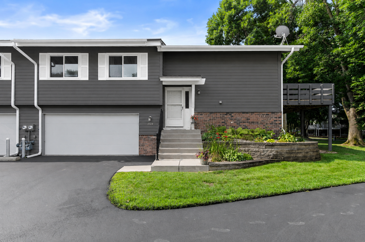11123 Xavier Circle, Bloomington, MN 55437 - #1