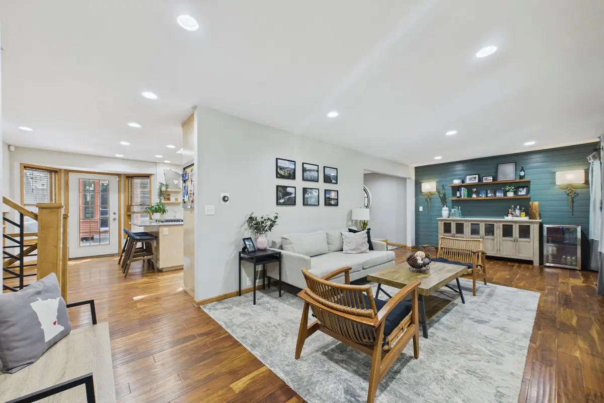 30 B Street, Saint Paul, MN 55106 - #1