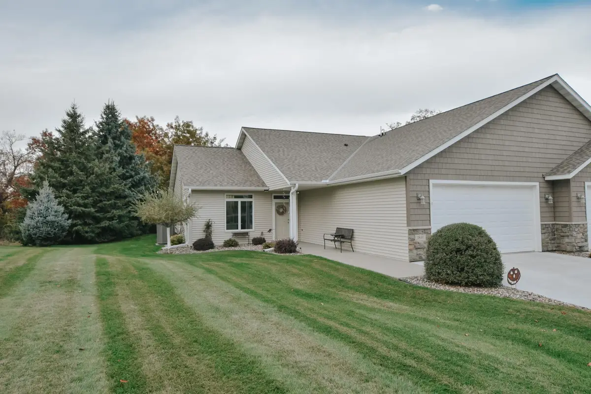 2840 Pine Ridge Boulevard, Red Wing, MN 55066 - #1