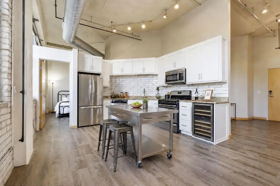 1901 E Hennepin Avenue #104, Minneapolis, MN 55413 - #3