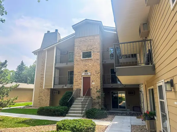 2020 Ridge Drive #16, Saint Louis Park, MN 55416