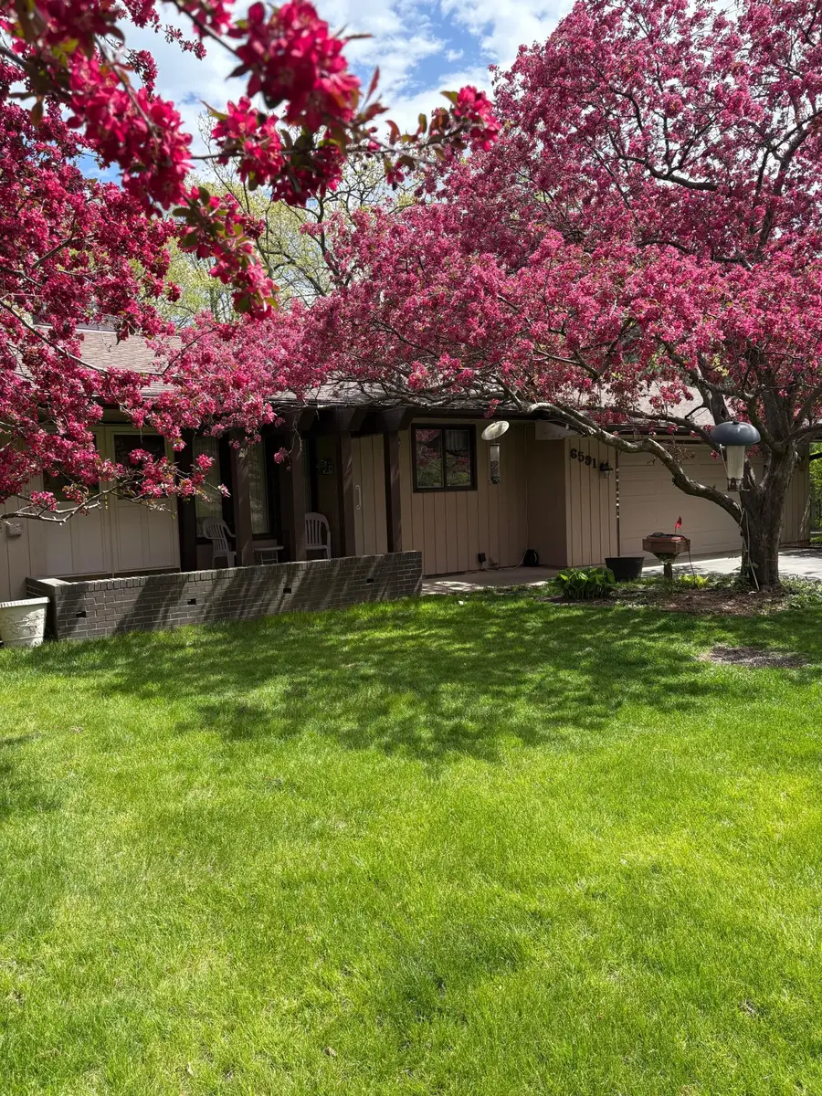 6591 Manchester Lane, Eden Prairie, MN 55346 - #2