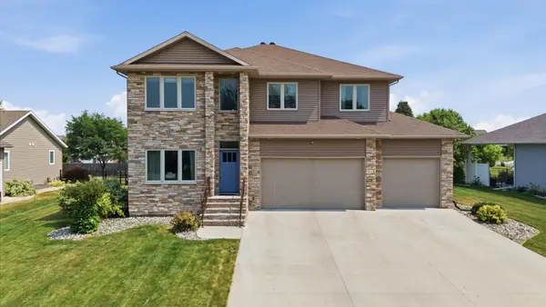 6282 Martens Way S, Fargo, ND 58104