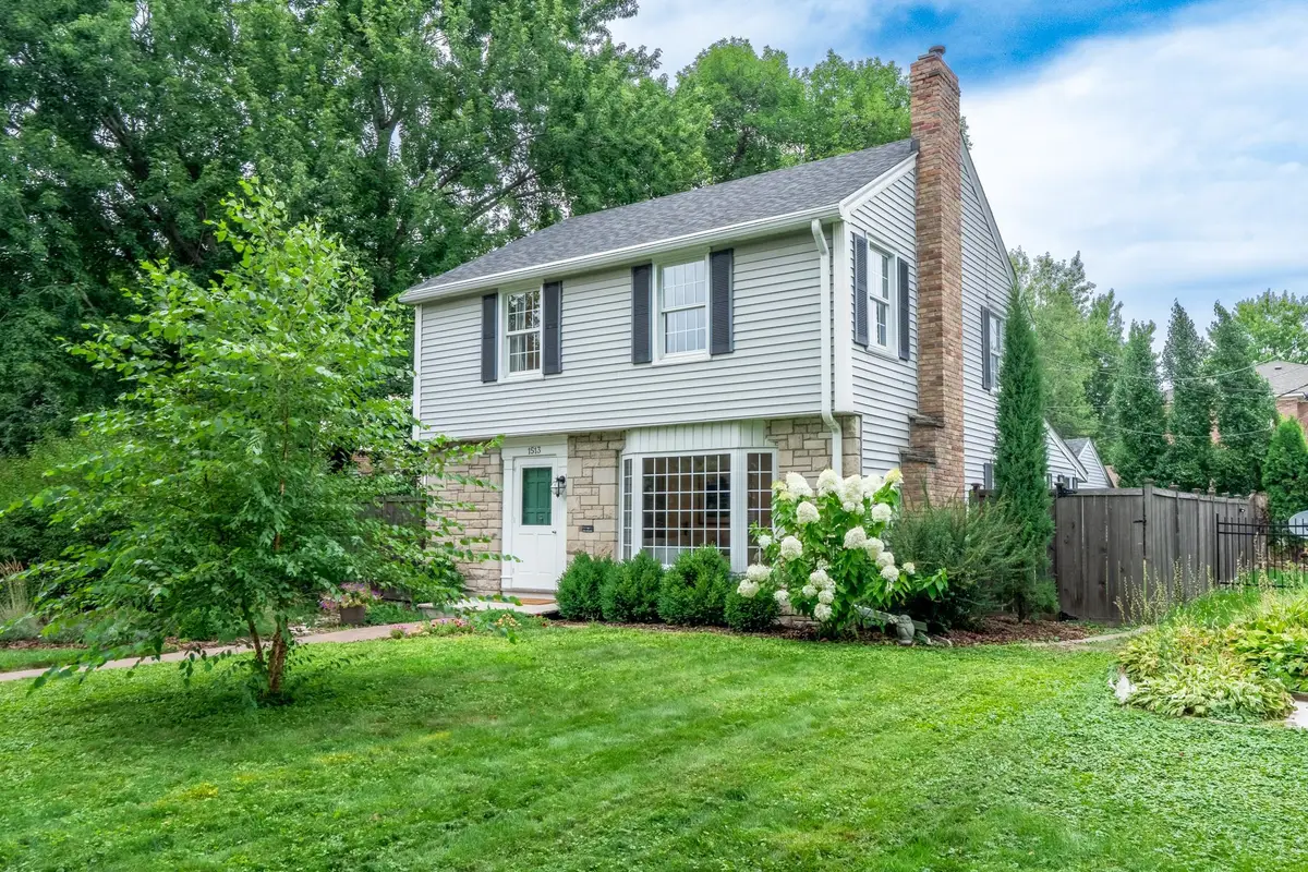 1513 California Avenue W, Falcon Heights, MN 55108 - #1