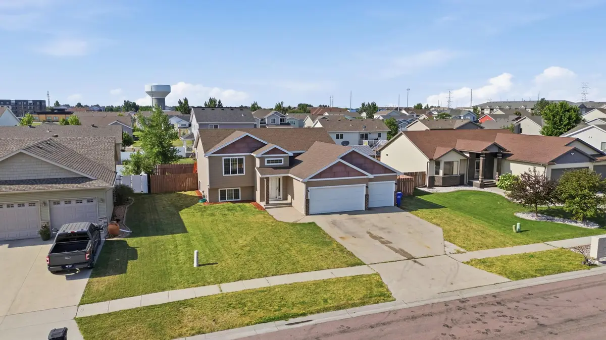 4260 Russet Avenue S, Fargo, ND 58104 - #1
