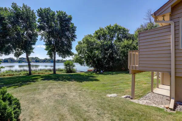 1624 Waterbury, Waconia, MN 55387