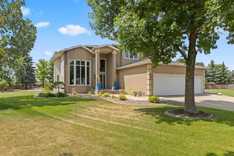 5039 Rose Creek Parkway S, Fargo, ND 58104 - #3
