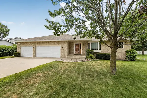 343 Pondview Lane, Saint Joseph, MN 56374