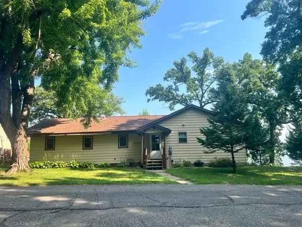 65560 210th Street, Litchfield, MN 55355