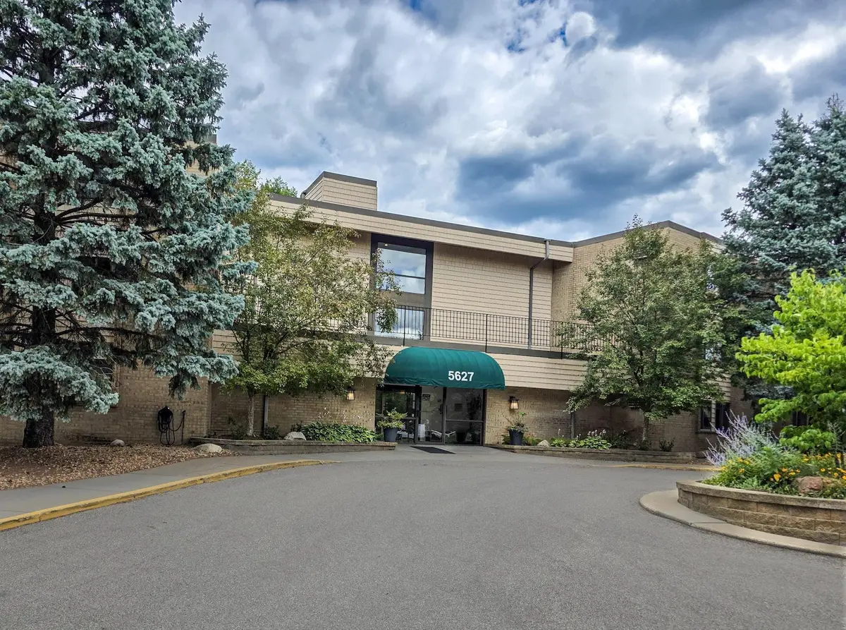 5627 Green Circle Drive #121, Minnetonka, MN 55343 - #1