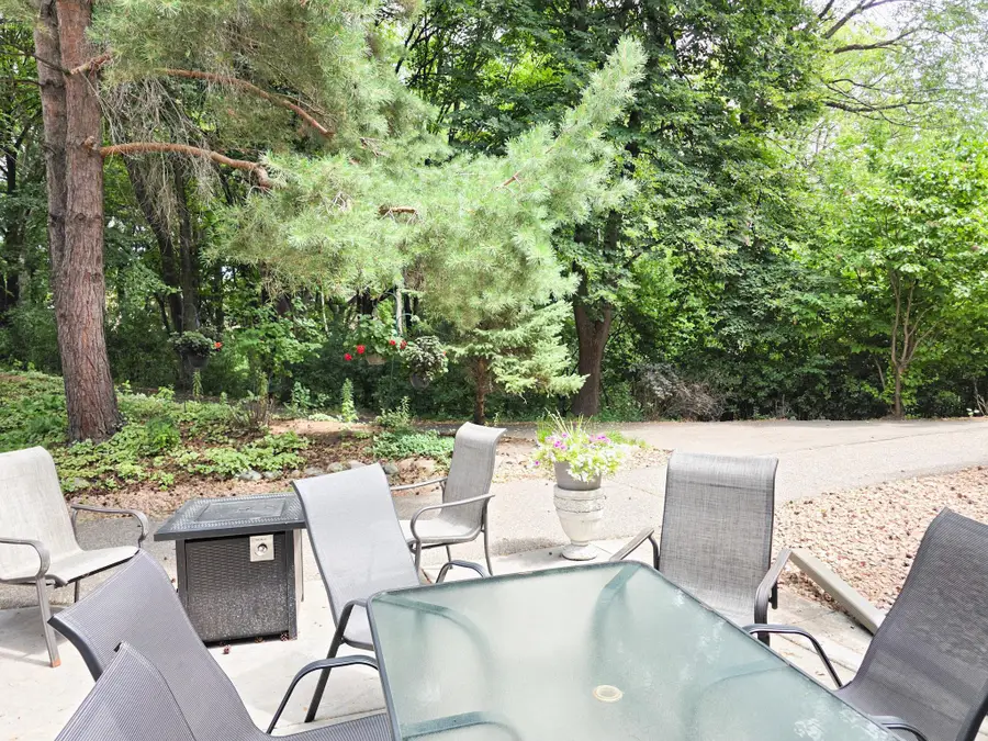5627 Green Circle Drive #121, Minnetonka, MN 55343 - #2