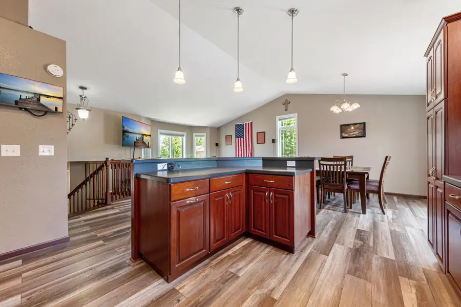 895 Lee Street Ne, Owatonna, MN 55060 - #2