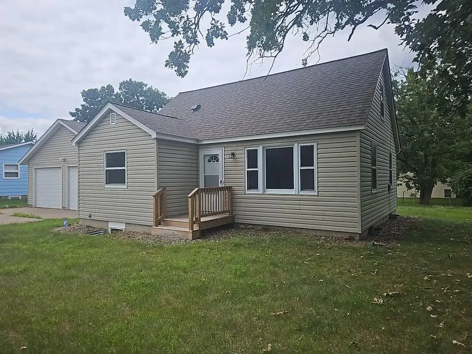 1131 80th Avenue Ne, Spring Lake Park, MN 55432 - #1