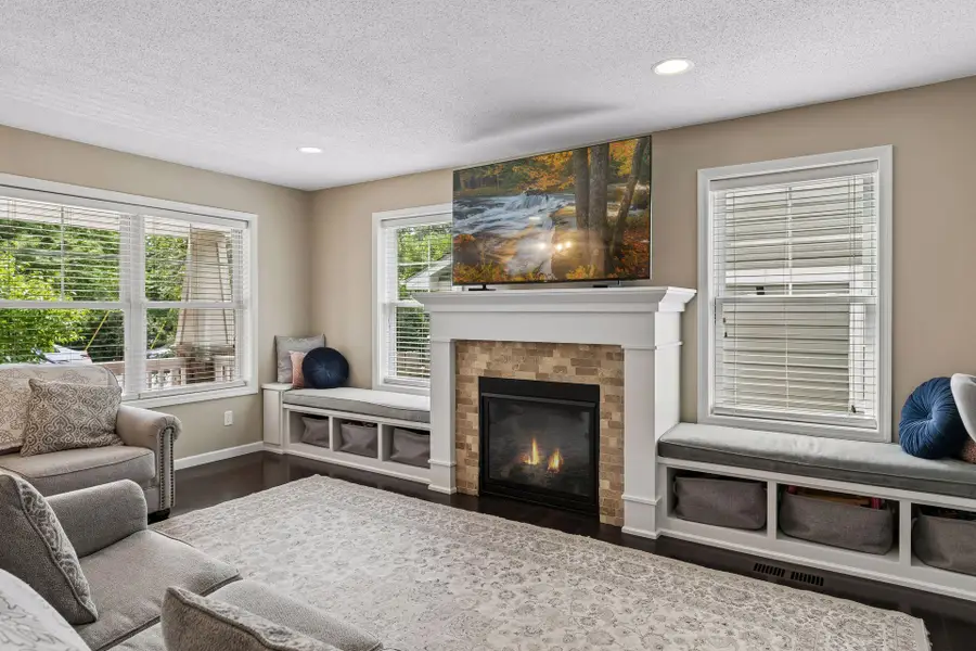 611 Whitall Street, Saint Paul, MN 55130 - #3