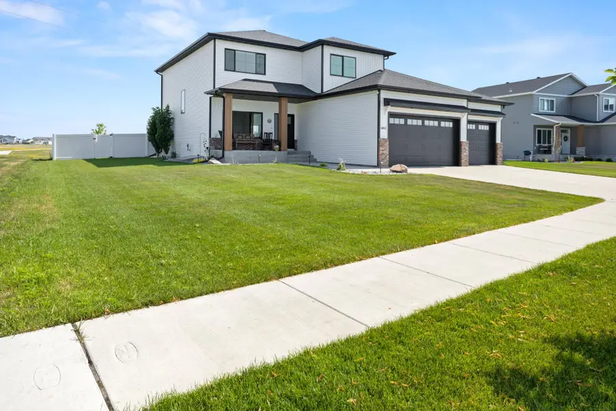 6012 31st Street S, Fargo, ND 58104 - #2