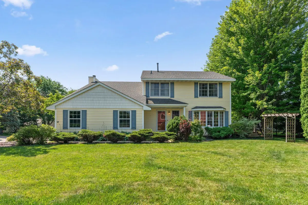 8020 Hidden Court, Chanhassen, MN 55317 - #1