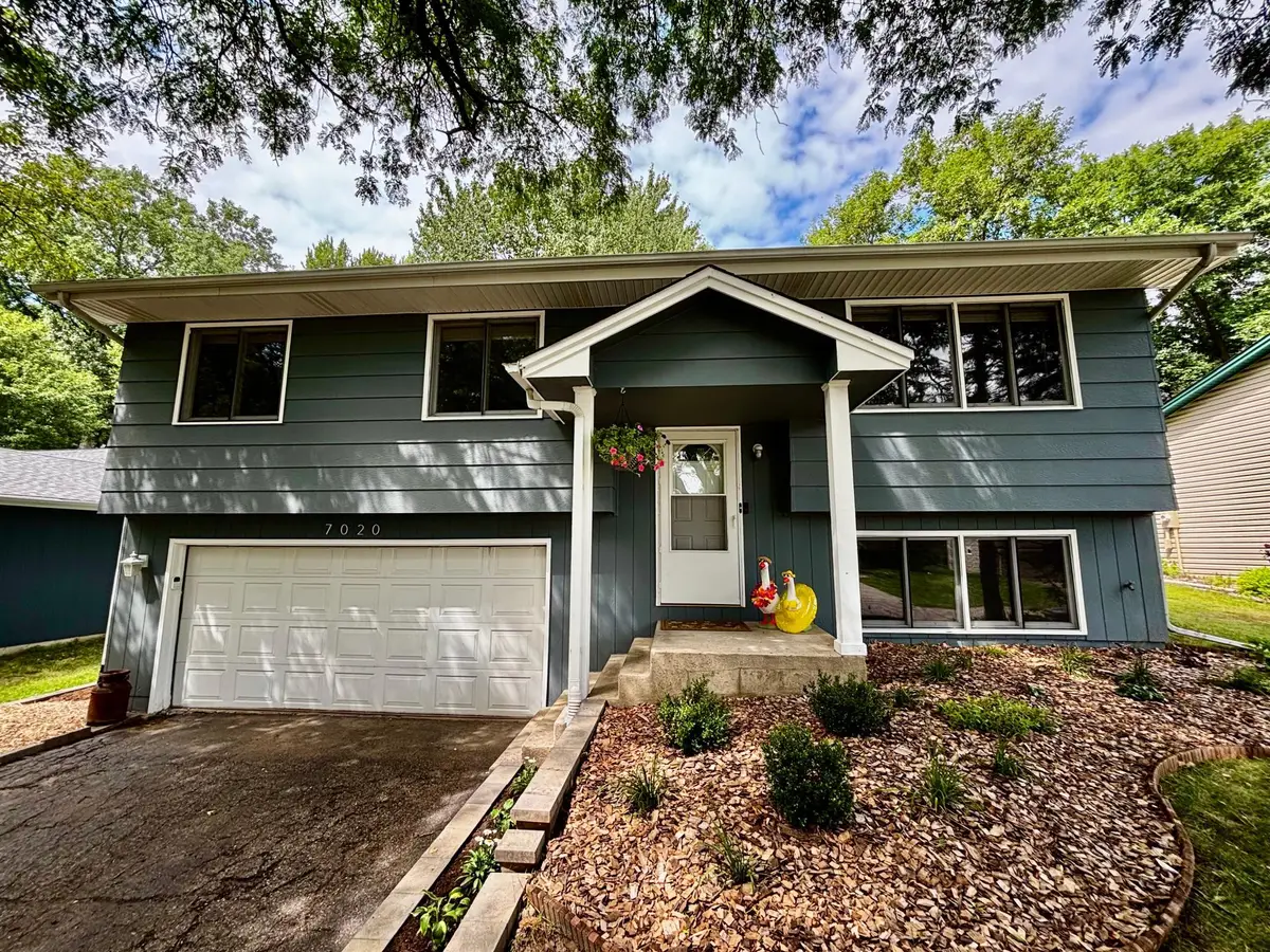 7020 Springhill Circle, Eden Prairie, MN 55346 - #1